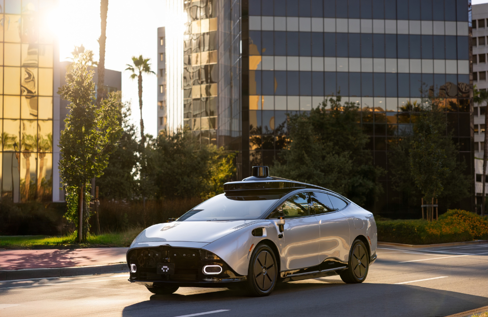 Tensor Debuts the World’s First L4 Robocar in Dubai
