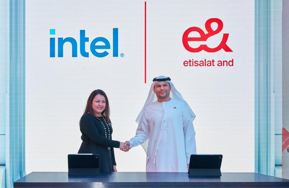 e& and Intel to establish AI Centre